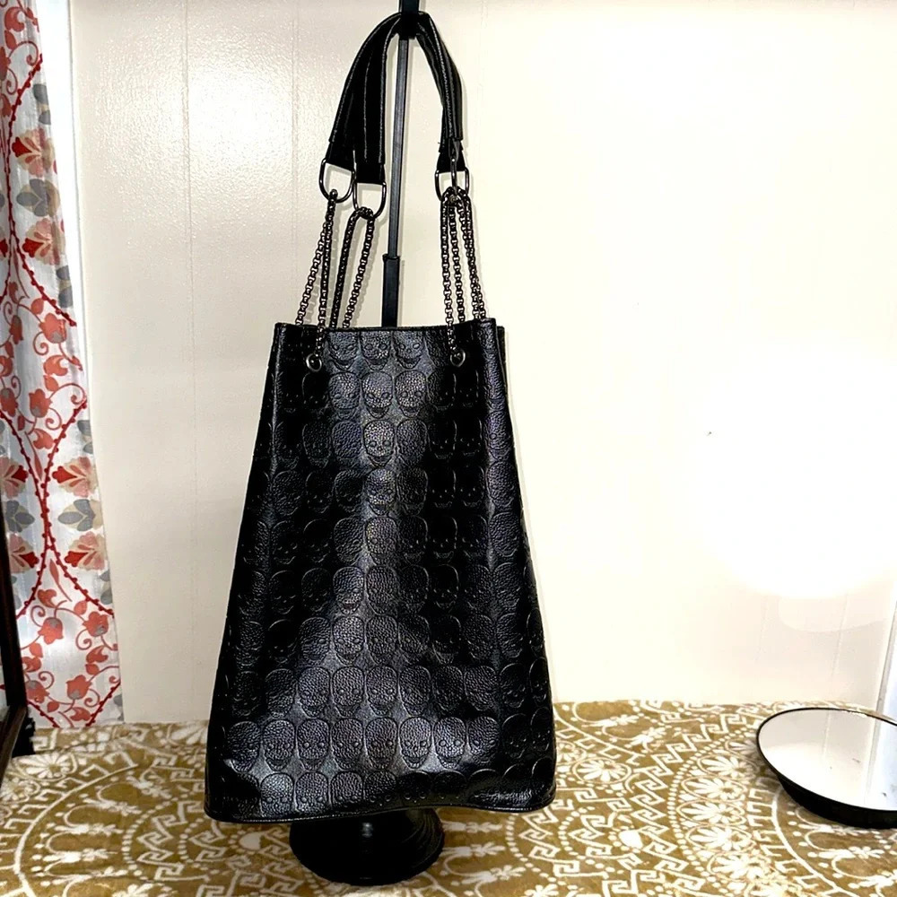 Handbag/Purse  Black w/embossed Skulls/ Chain Straps - Great Condition